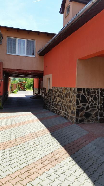 Casa Agnes Vendeghaz Hotel Fantanele  Exterior photo